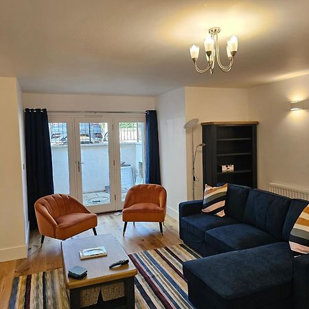 Spacious Modern 2-Bed Parking & Wi-Fi & 65"Oled Bristol Buitenkant foto